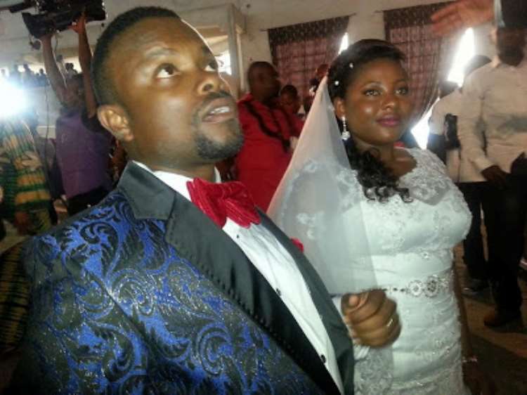 <b>Okon Goes To Altar With Bride In Uyo (White Wedding Pix)</b>